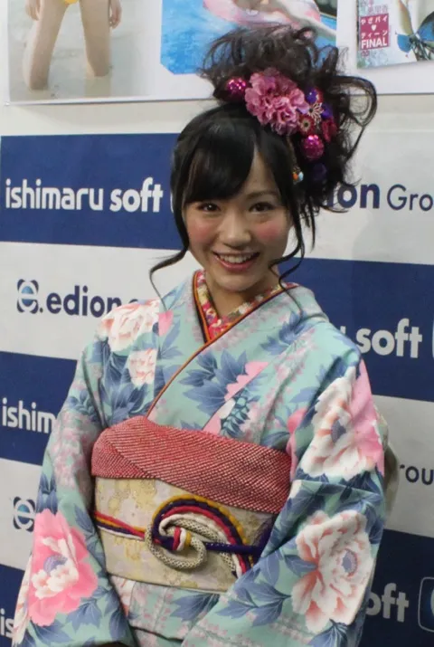 谷澤恵里香