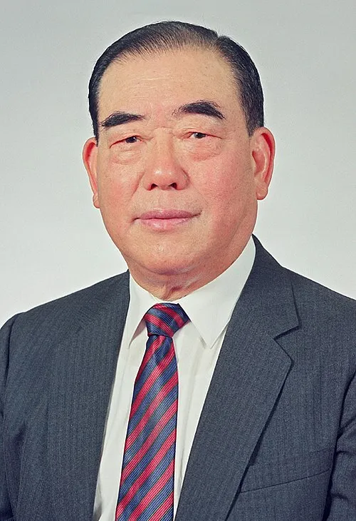郝柏村