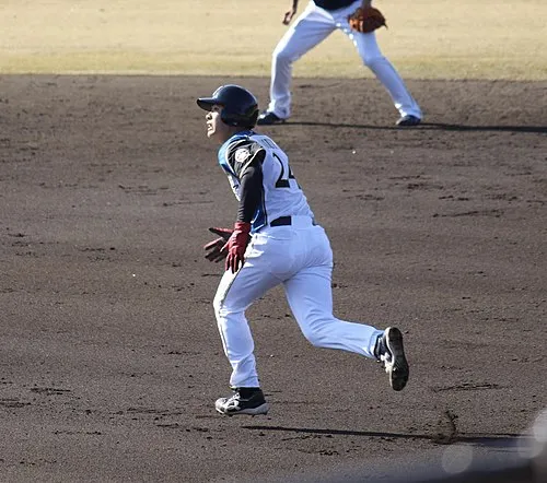 野村佑希