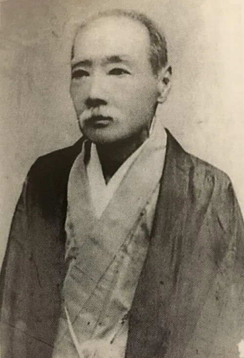 鈴木三樹三郎