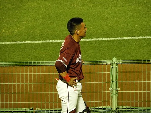 長坂健冶