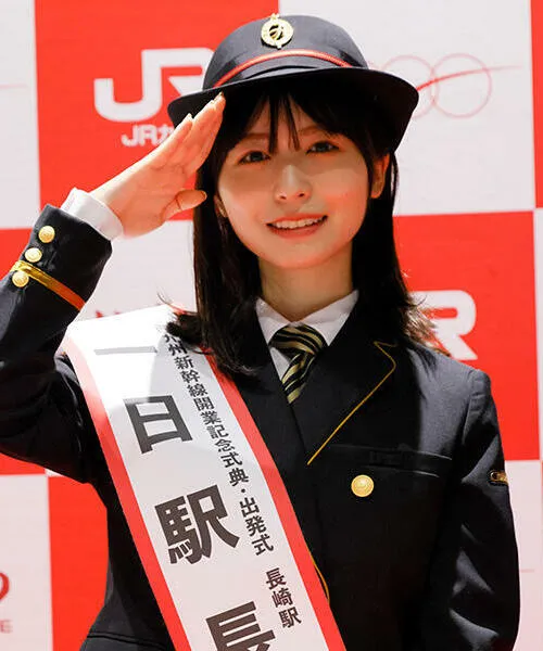 長濱ねる