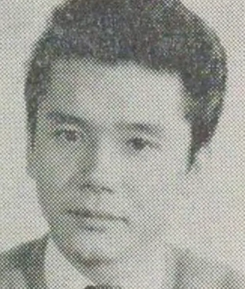 露口茂