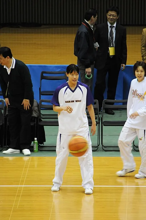 青山友香