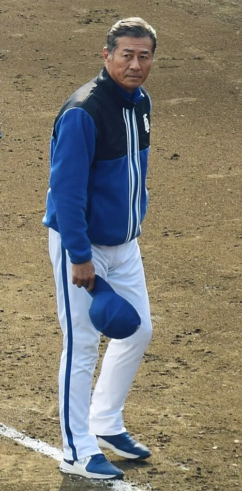 青山道雄