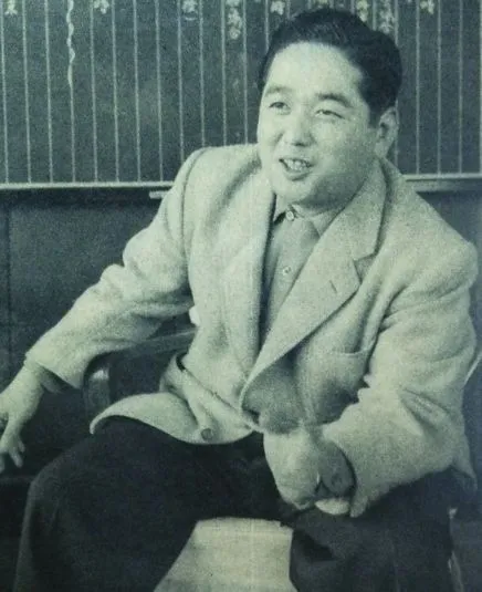 青木一三