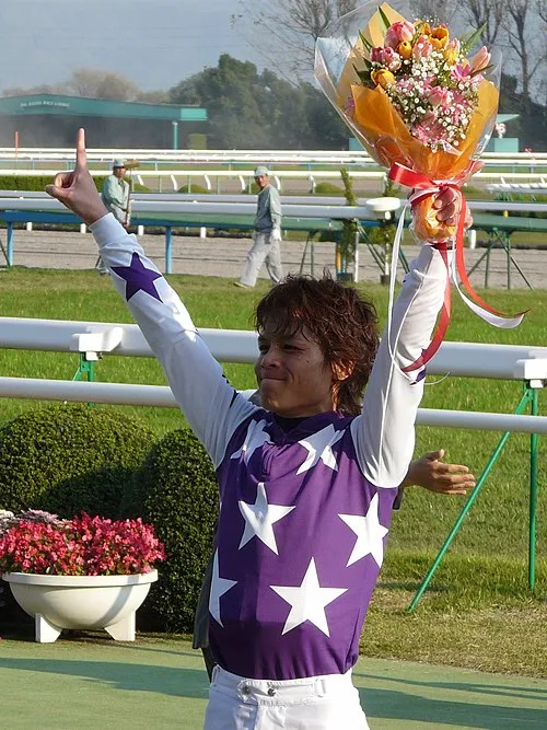 高田潤