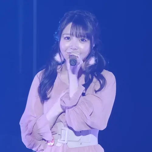 麻倉もも
