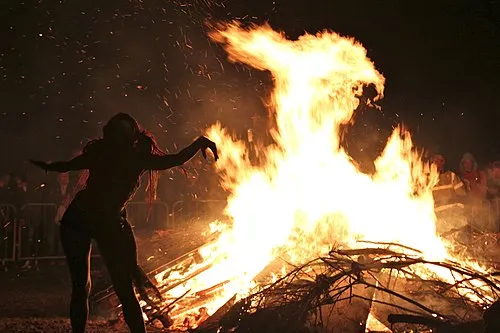 Beltane: Europäisches Fest der Freude und Erneuerung