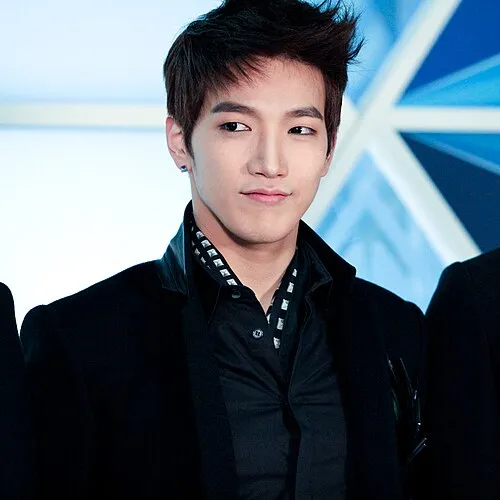 1988年 - Jun. K、アイドル(2PM)