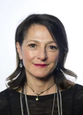 1967 : Angela Ianaro, femme politique italienne.