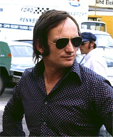 1943 - Chris Amon, Yeni Zelandalı otomobil yarışçısı (ö. 2016)