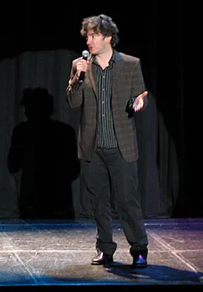 1971 - Dylan Moran, İrlandalı komedyen, yazar ve film yapımcısı