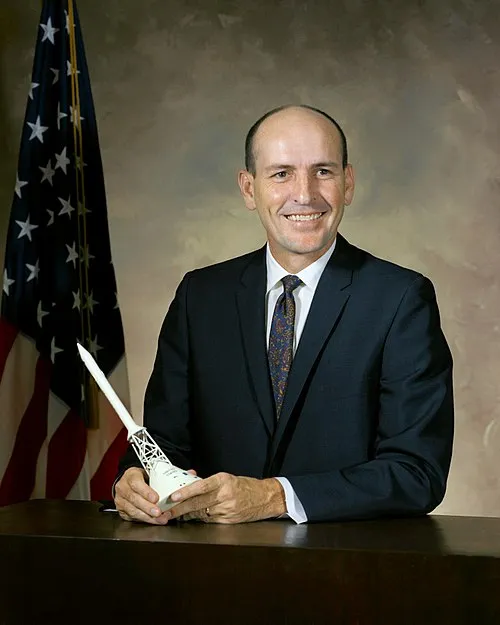 1967 : Edward Givens, astronaute américain (° 5 janvier 1930).