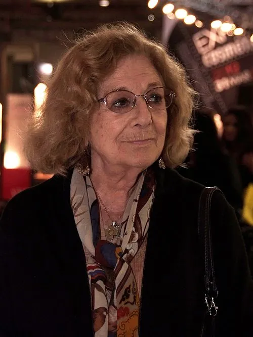 2022 - Eunice Muñoz, Portekizli aktris (d. 1928)