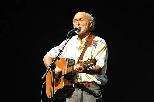 2018 : François Budet, auteur-compositeur-interprète, écrivain et poète breton de langue française (° 3 octobre 1940).