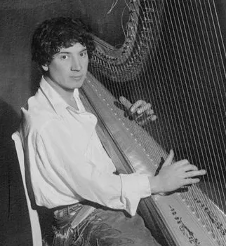 1888 - Harpo Marx, Amerikalı oyuncu ve komedyen (ö. 1964)