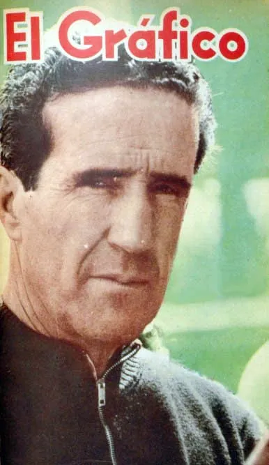 1910 - Helenio Herrera, Arjantin kökenli Fransız futbolcu ve teknik direktör (ö. 1997)