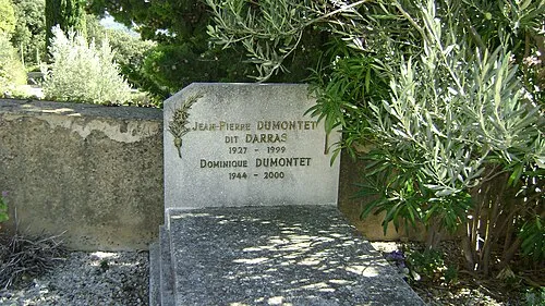 1999 : Jean-Pierre Darras, homme de théâtre et de cinéma français (° 26 novembre 1927).