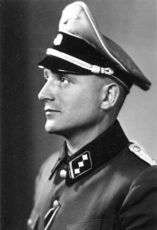 1913 - Klaus Barbie, Alman SS subayı (Lyon Kasabı olarak bilinen Nazi savaş suçlusu) (ö. 1991)