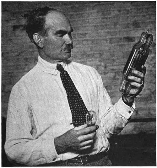 1873 - Lee de Forest, Amerikalı mucit (ö. 1961)