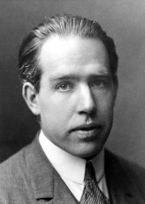 1962 : Niels Bohr, physicien danois, prix Nobel de physique en 1922 (° 7 octobre 1885).