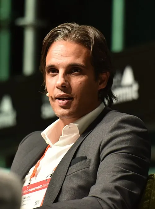 1976 : Nuno Gomes, footballeur portugais.