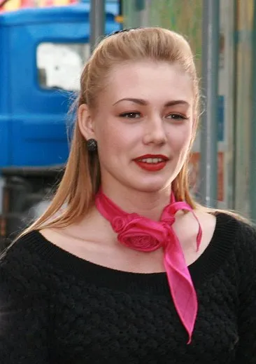 1987 - Oksana Akinşina, Rus oyuncu