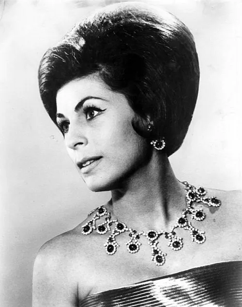 2017 : Roberta Peters, soprano colorature américaine (° 4 mai 1930).