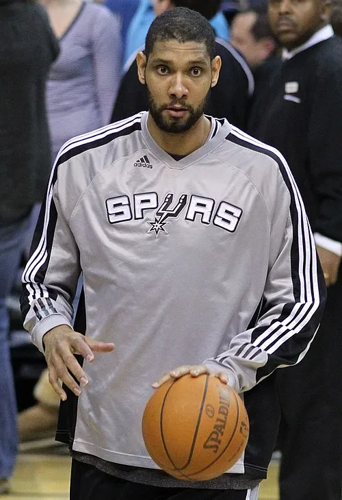 La Leyenda de Tim Duncan El Fundamentador - Tim Duncan.webp