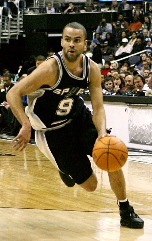 1982 - Tony Parker, Fransız basketbol oyuncusu