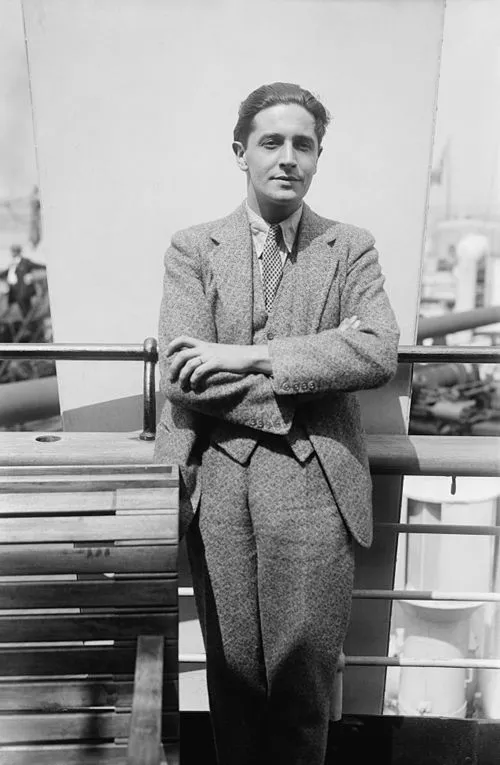 1893年 - アイヴァー・ノヴェロ、作曲家、歌手、俳優(+ 1951年)