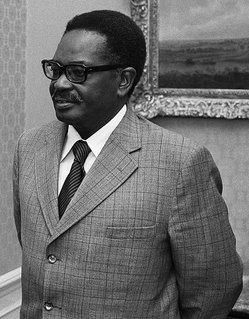 1979年 - アゴスティニョ・ネト、アンゴラ大統領（* 1922年）