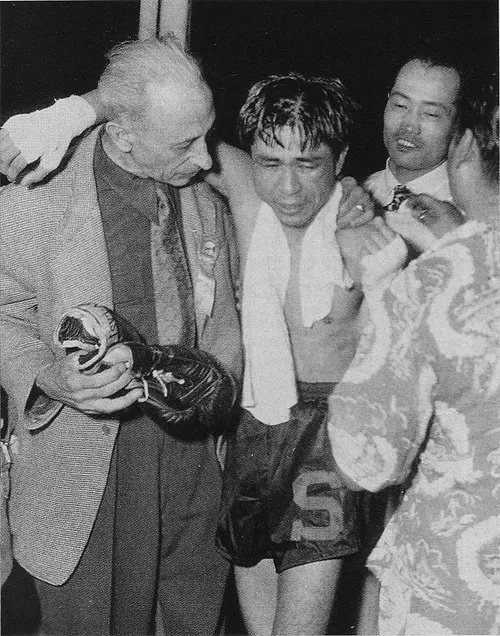1971年 - アルビン・R・カーン、生物学者、ボクシングコーチ（* 1892年）