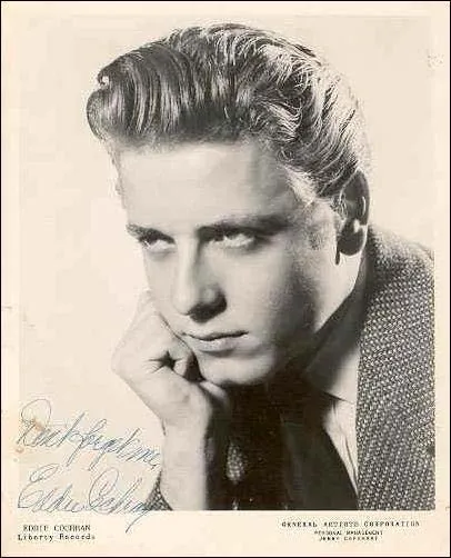 1960年 - エディ・コクラン、ロカビリー歌手(* 1938年)