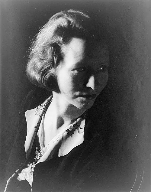 1950年 - エドナ・ミレイ、詩人（* 1892年）