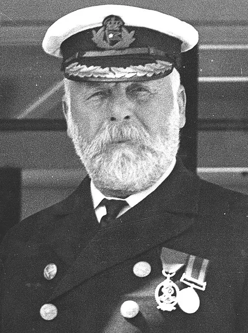 1912年 - エドワード・スミス、船長（* 1850年）