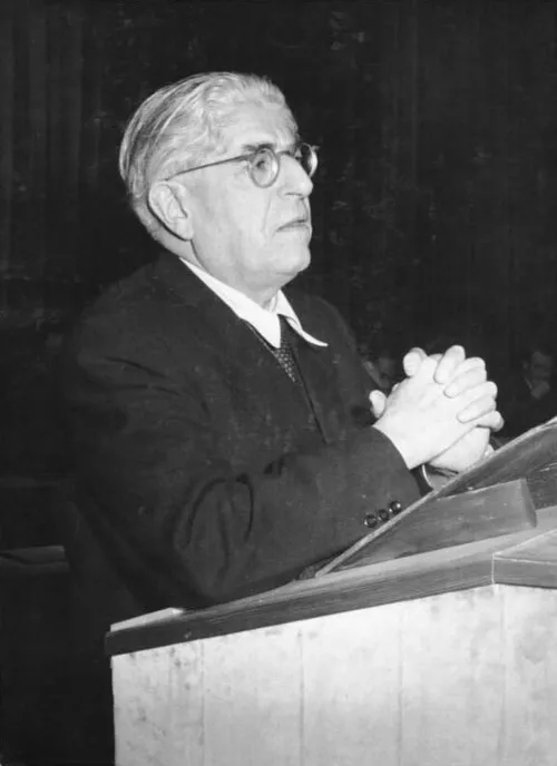 1885年 - エルンスト・ブロッホ、哲学者（+ 1977年）