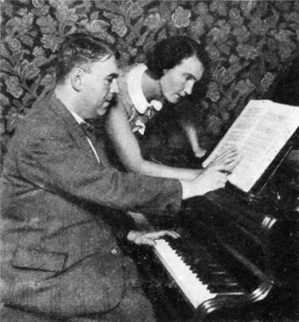 1894年 - エルヴィン・シュルホフ、作曲家、ピアニスト（+ 1942年）