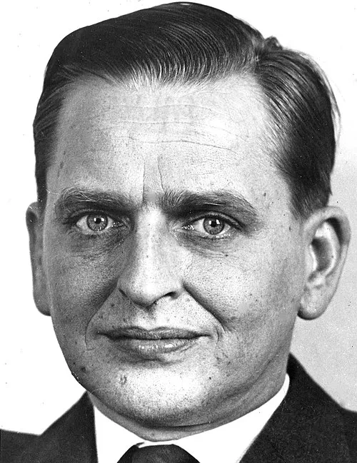 1927年 - オロフ・パルメ、政治家、スウェーデン首相（+ 1986年）