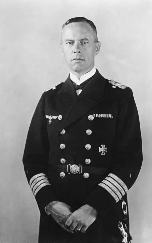 1889年 - ギュンター・リュッチェンス、ドイツ軍人(+ 1941年)