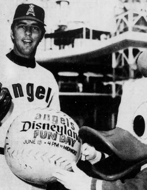 1943年 - クライド・ライト、元プロ野球選手