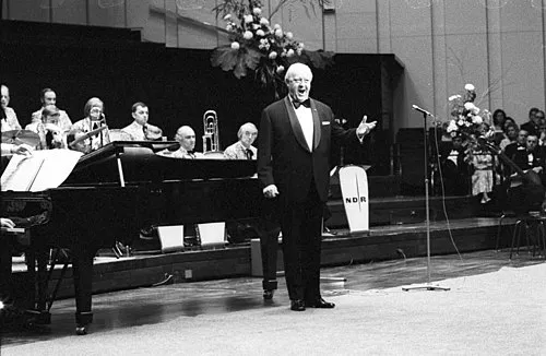 1908年 - クルト・ベーメ、バス歌手（+ 1989年）