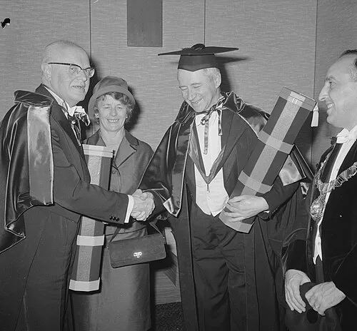 1989年 - コーリン・クラーク、経済学者(* 1905年)