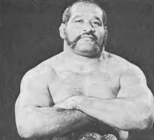 2013年 - サイクロン・ネグロ、プロレスラー(* 1932年)