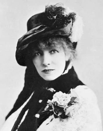 1844年 - サラ・ベルナール、女優(+ 1923年)