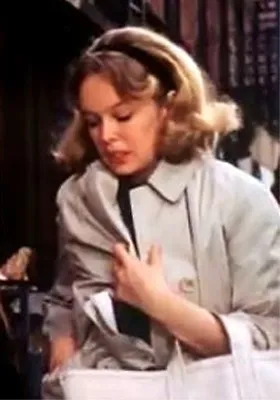 1937年 - サンディ・デニス、女優（+ 1992年）