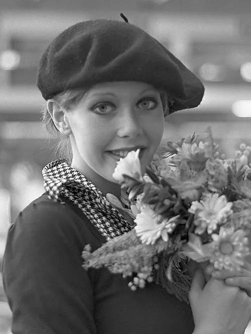 1952年 - シルビア・クリステル、女優、モデル（+ 2012年）