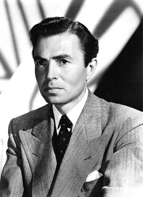 1909年 - ジェームズ・メイソン、俳優(+ 1984年)