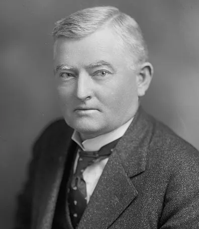 1868年 - ジョン・N・ガーナー、政治家、第32代アメリカ合衆国副大統領(+ 1967年)